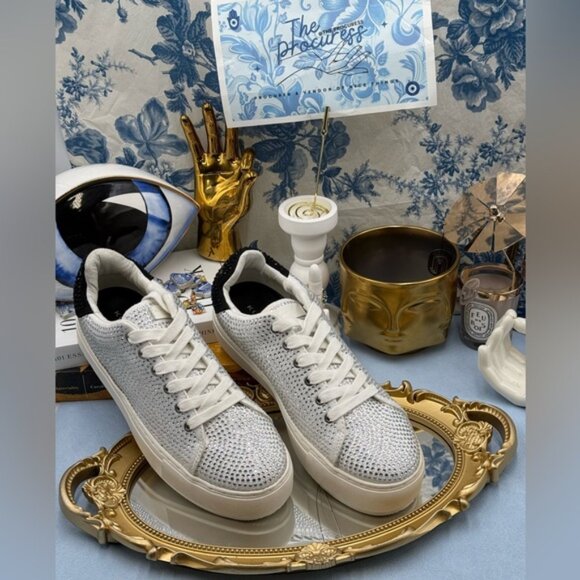 🆕 KURT GEIGER LONDON 🧿 NWOT Laney Silver Crystal Low Top Sneaker, Sz 40 US 9 - Picture 2 of 16